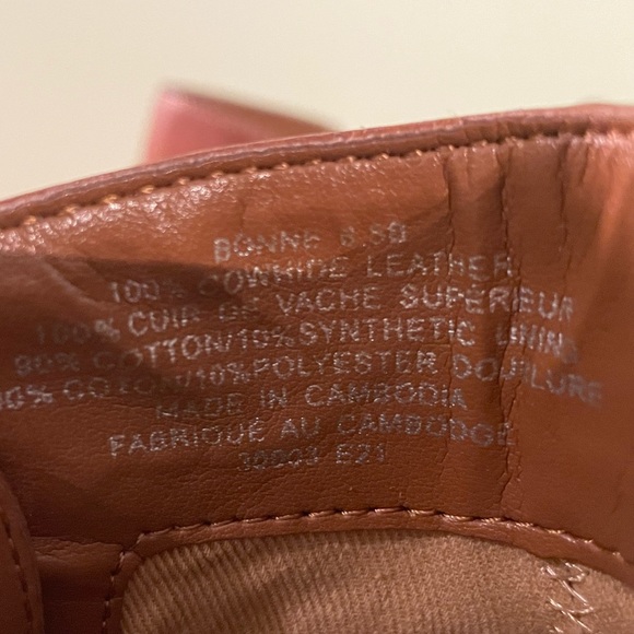 Ralph Lauren Caramel Brown Chelsea Boots. Size 6 1/2. - Picture 2 of 9